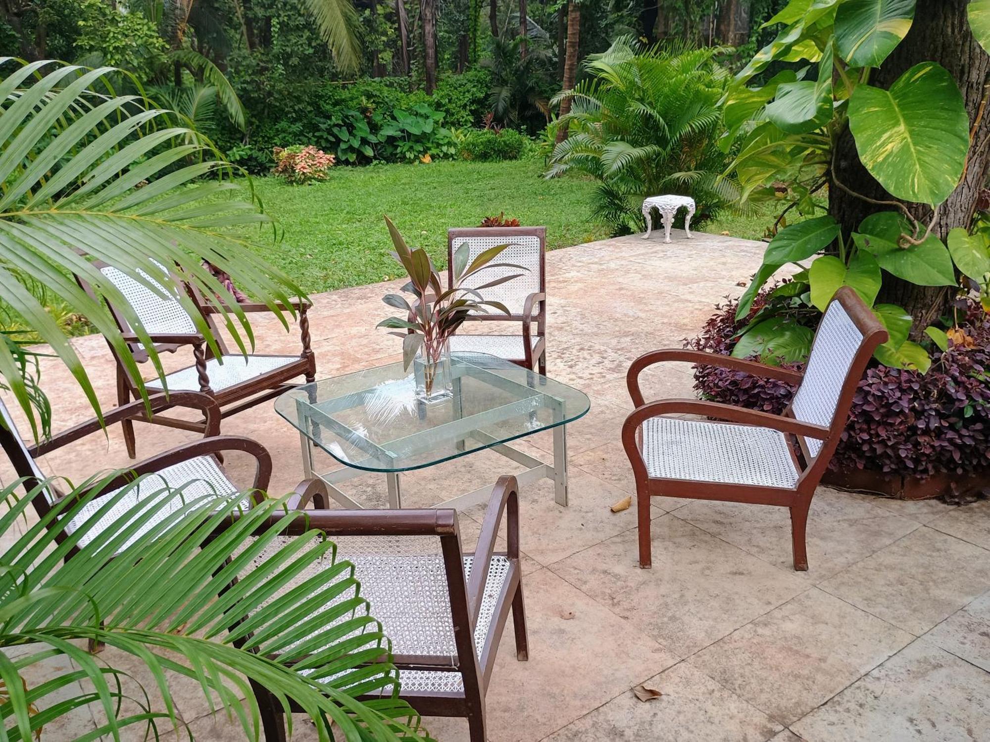 Banyan House - Luxurious 4 Bedroom Villa On One Acre, Near The Beach ناجاون المظهر الخارجي الصورة